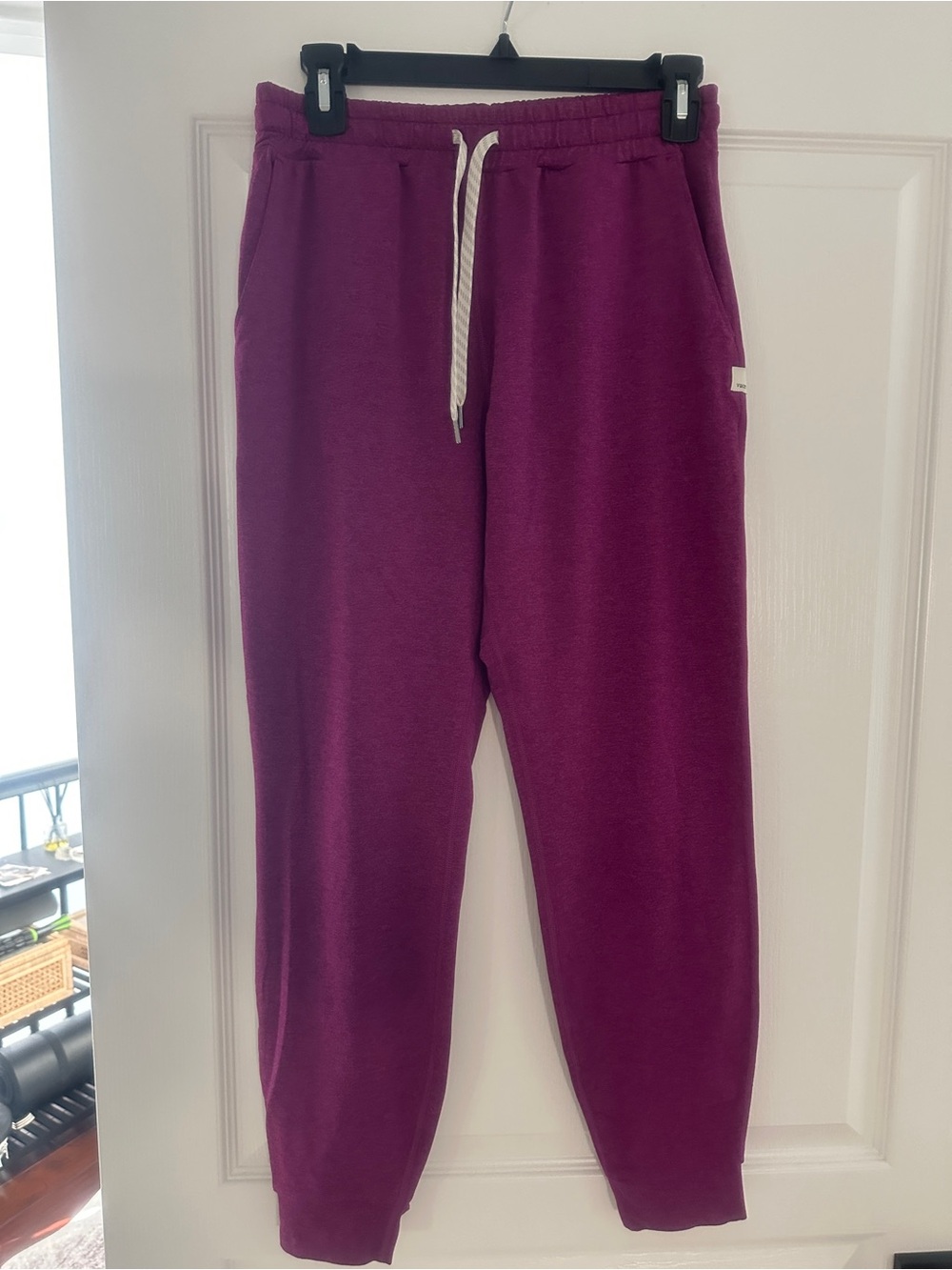 Vuori performance jogger Long- color magenta heather